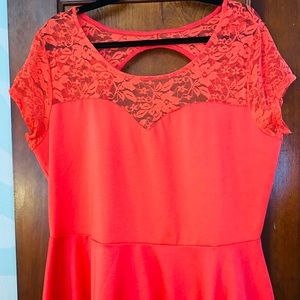 NWOT 3X ORANGE LACE PEPLUM TOP